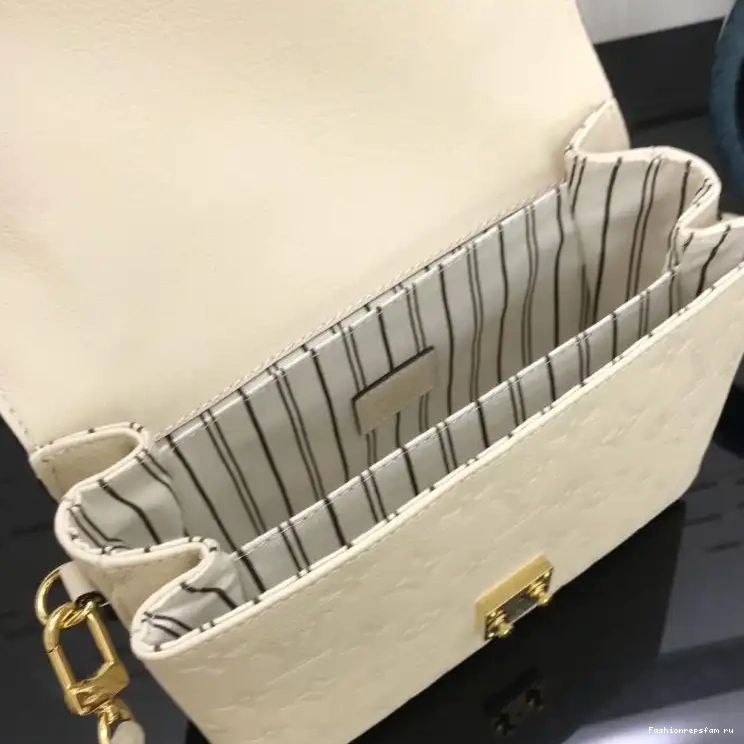 Fashionrepsfam ru 19B570353 Bags LV 0802